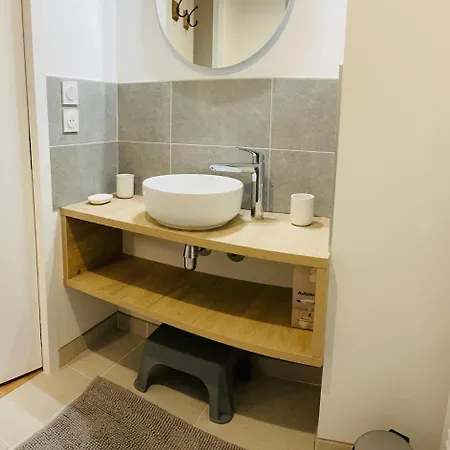 6 Personnes Avec Terrasse Et Parking Appartement *